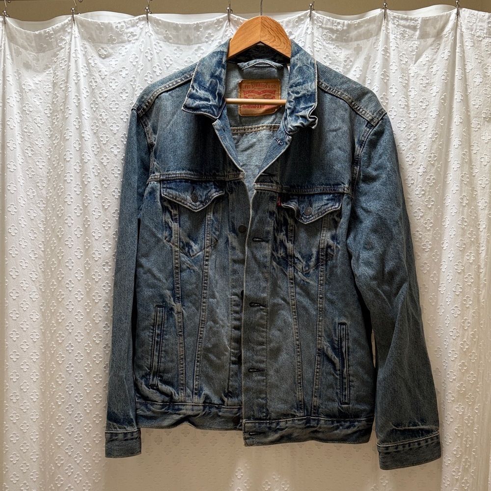 Levi's Trucker Blue Denim Jacket